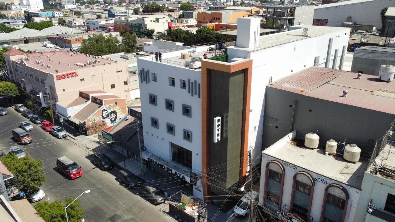Hotel Grand One Plaza Tijuana Buitenkant foto